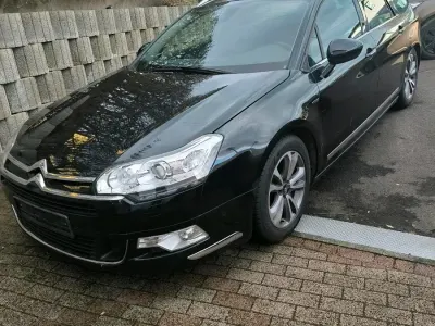 Gebraucht Citroën C5 181 PS (133 kW) 2016 Schwarz Kombi