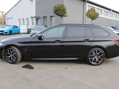 Gebraucht BMW 540 M Sport 340 PS (250 kW) 2022 Black sapphire metallic Kombi