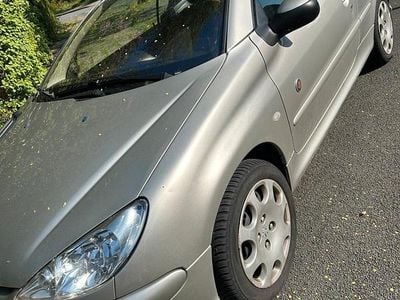 Usata Peugeot 206 CC 70 CV (51 kW) 2004 Cabrio