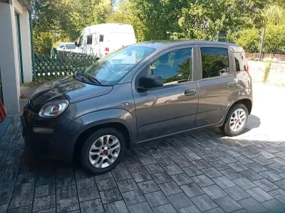 Gebraucht Fiat Panda Lounge 69 PS (50 kW) 2018 Grau Kleinwagen