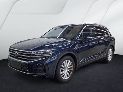 Gebraucht VW Touareg Elegance 231 PS (169 kW) 2025 Meloe blue kristalleffekt SUV