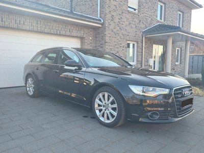 Gebraucht Audi A6 Ambiente 245 PS (180 kW) 2014 Schwarz Kombi
