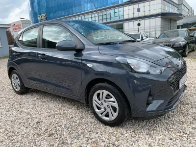 Usata Hyundai i10 Select 67 CV (49 kW) 2023 Grigio Utilitaria