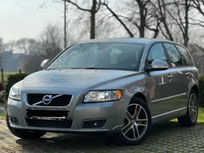 Usata Volvo V50 150 CV (110 kW) 2011 Grigio Station wagon