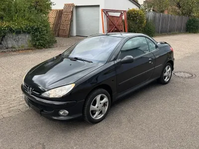Gebraucht Peugeot 206 CC 110 PS (80 kW) 2006 Schwarz Cabrio