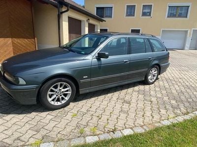 BMW 525