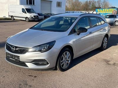 Gebraucht Opel Astra Edition 105 PS (77 kW) 2021 Silber Kombi