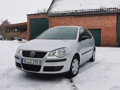 Silber Gebraucht 2005 VW Polo Trendline Kleinwagen | 999 € (Guter Preis)