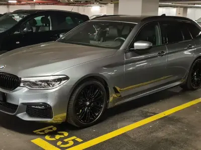 Gebraucht BMW 530 M Sport 265 PS (194 kW) 2019 Grau Kombi