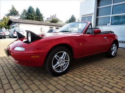 Second-hand Mazda MX5 90 CP (66 kW) 1996 Roșu Cabrio