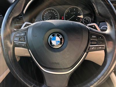 Gebraucht BMW 530 260 PS (191 kW) 2011 Schwarz Limousine