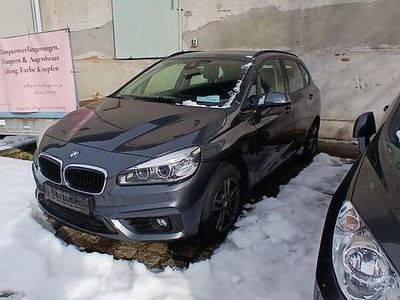 Grau Gebraucht 2016 BMW 218 Sport Line Kombi | 12.950 € (Teuer)