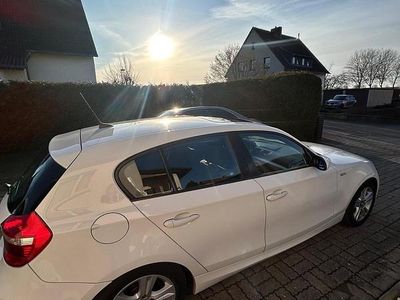 Gebraucht BMW 120 M Sport 170 PS (125 kW) 2008 Weiß Kleinwagen