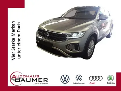 Gebraucht VW T-Roc Life 150 PS (110 kW) 2025 Silbersilber SUV