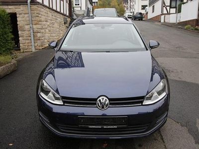 Gebraucht VW Golf VII Comfortline 122 PS (89 kW) 2013 Blau Kombi