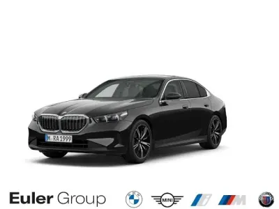 Gebraucht BMW 520 M Sport 197 PS (144 kW) 2026 Schwarz Limousine