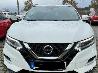 Gebraucht Nissan Qashqai Tekna 116 PS (85 kW) 2018 Weiß SUV