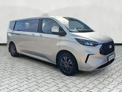 Second-hand Ford Tourneo Custom Titanium 150 CP (110 kW) 2024 Andere Van