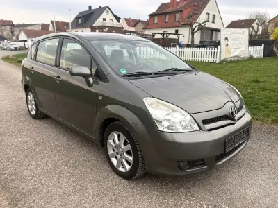 Gebraucht Toyota Corolla Verso Executive 129 PS (94 kW) 2007 Grau Van / Kleinbus