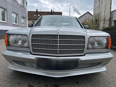 Usado Mercedes S280 AMG line 185 HP (136 kW) 1980 Prateado Sedan