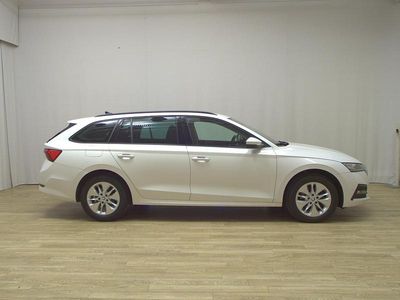 Second-hand Skoda Octavia Ambition 150 CP (110 kW) 2022 Alb Break