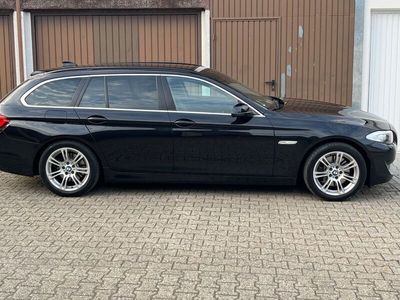 BMW 525