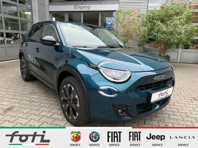 Neu Fiat 600 La Prima 110 PS (80 kW) 2026 Mare grün SUV