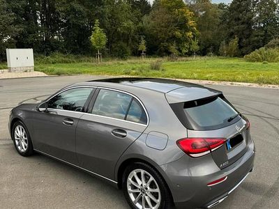 Usata Mercedes A200 Progressive 163 CV (119 kW) 2018 Grigio Berlina