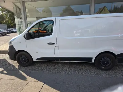 Gebraucht Opel Vivaro 145 PS (106 kW) 2018 Weiß Van / Kleinbus