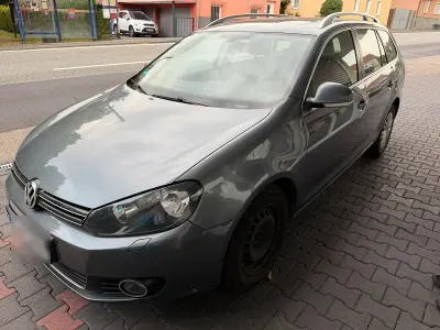 Gebraucht VW Golf VI 105 PS (77 kW) 2011 Kleinwagen