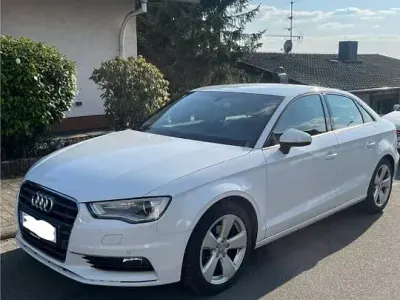 Gebraucht Audi A3 150 PS (110 kW) 2014 Weiß Limousine