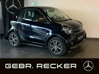 Używany Smart ForTwo Electric Drive Exclusive 60 kW (82 KM) 2024 Niebieski Coupe