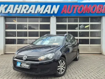 Gebraucht VW Golf VI Comfortline 105 PS (77 kW) 2011 Schwarz Kombi