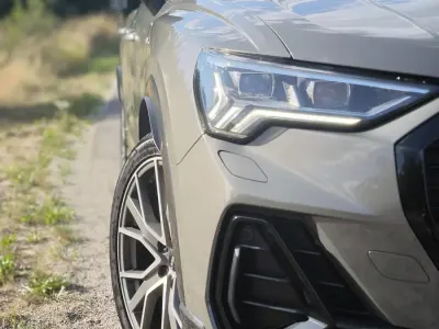 Gebraucht Audi Q3 S-Line 150 PS (110 kW) 2019 Grau SUV