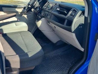 Gebraucht VW Caravelle 150 PS (110 kW) 2016 Blau Van / Kleinbus