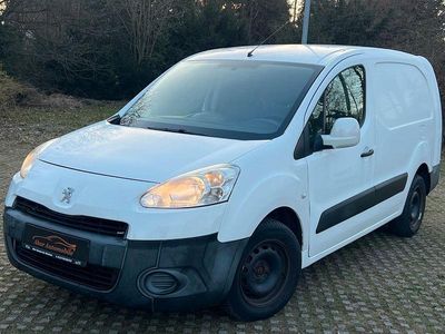 Gebraucht Peugeot Partner Avantage 90 PS (66 kW) 2012 Weiß Van / Kleinbus