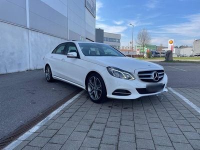 Gebraucht Mercedes E250 Avantgarde 204 PS (150 kW) 2016 Weiß Kombi