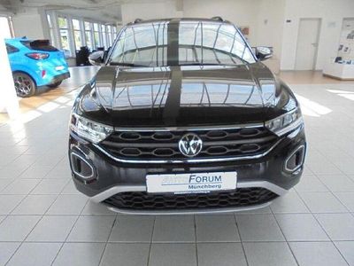 Gebraucht VW T-Roc Life 110 PS (80 kW) 2023 Deep black perleffekt SUV