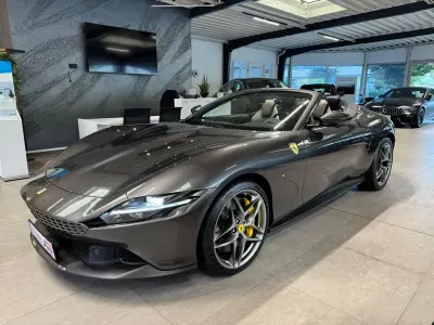 Gebraucht Ferrari Roma 620 PS (456 kW) 2025 Grau Cabrio