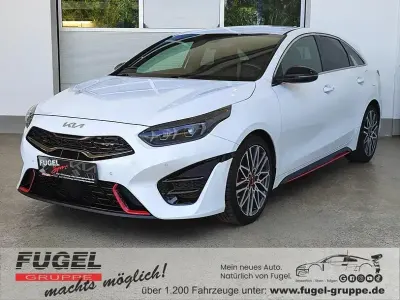 Gebraucht Kia ProCeed 204 PS (150 kW) 2022 Deluxeweiss met. Kombi