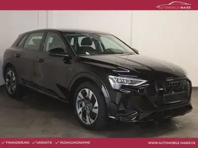 Gebraucht Audi e-tron S-Line 300 kW (408 PS) 2023 Brillantschwarz SUV