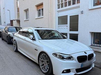 Second-hand BMW 530 M Performance 288 CP (211 kW) 2016 Alb Berlinǎ