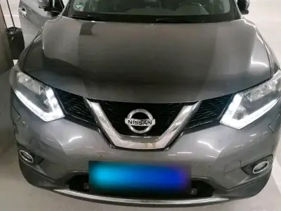 Gebraucht Nissan X-Trail 177 PS (130 kW) 2017 Grau SUV