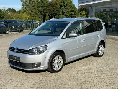 Gebraucht VW Touran Life 140 PS (102 kW) 2014 Silber Van / Kleinbus