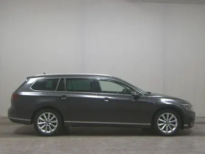 Używany VW Passat GTE 218 KM (160 kW) 2022 Szary Kombi