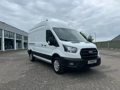 Gebraucht Ford Transit Trend 131 PS (96 kW) 2024 Frostweiß Van