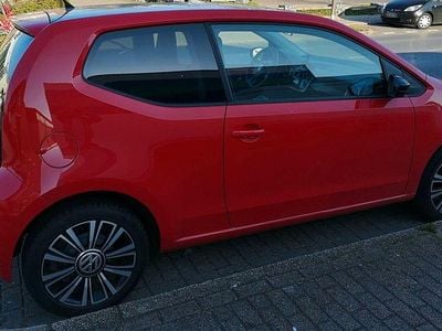 Usata VW up! move up! 75 CV (55 kW) 2017 Rosso Utilitaria