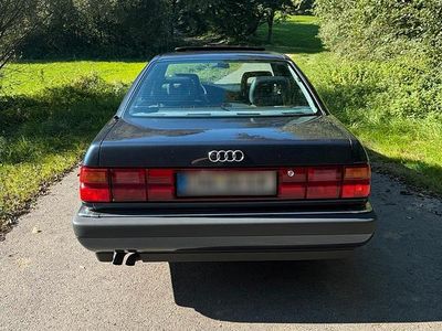 Usado Audi V8 340 HP (250 kW) 1991 Azul Sedan
