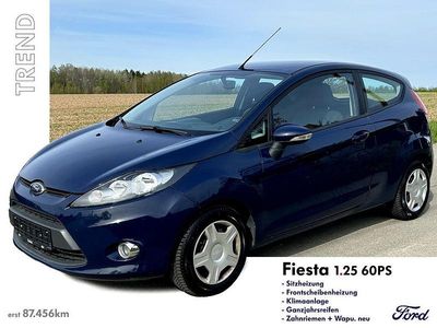Second-hand Ford Fiesta Trend 60 CP (44 kW) 2011 Albastru Hatchback