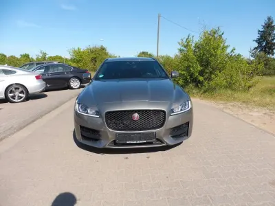 Usata Jaguar XF Sportbrake R-Sport 250 CV (183 kW) 2019 Grigio Station wagon